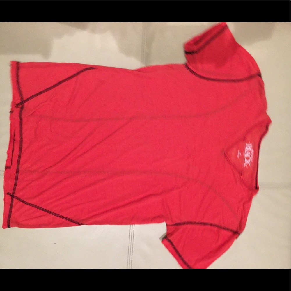 Men’s Red BKE lightweight V neck Tshirt